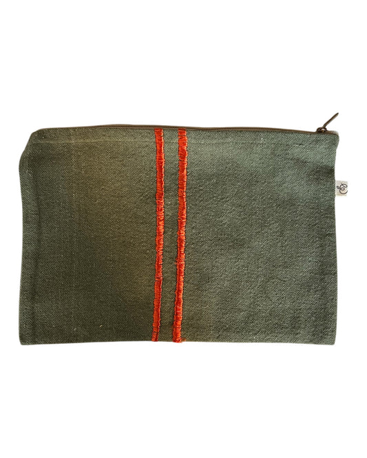 Cartera Shukran verde musgo