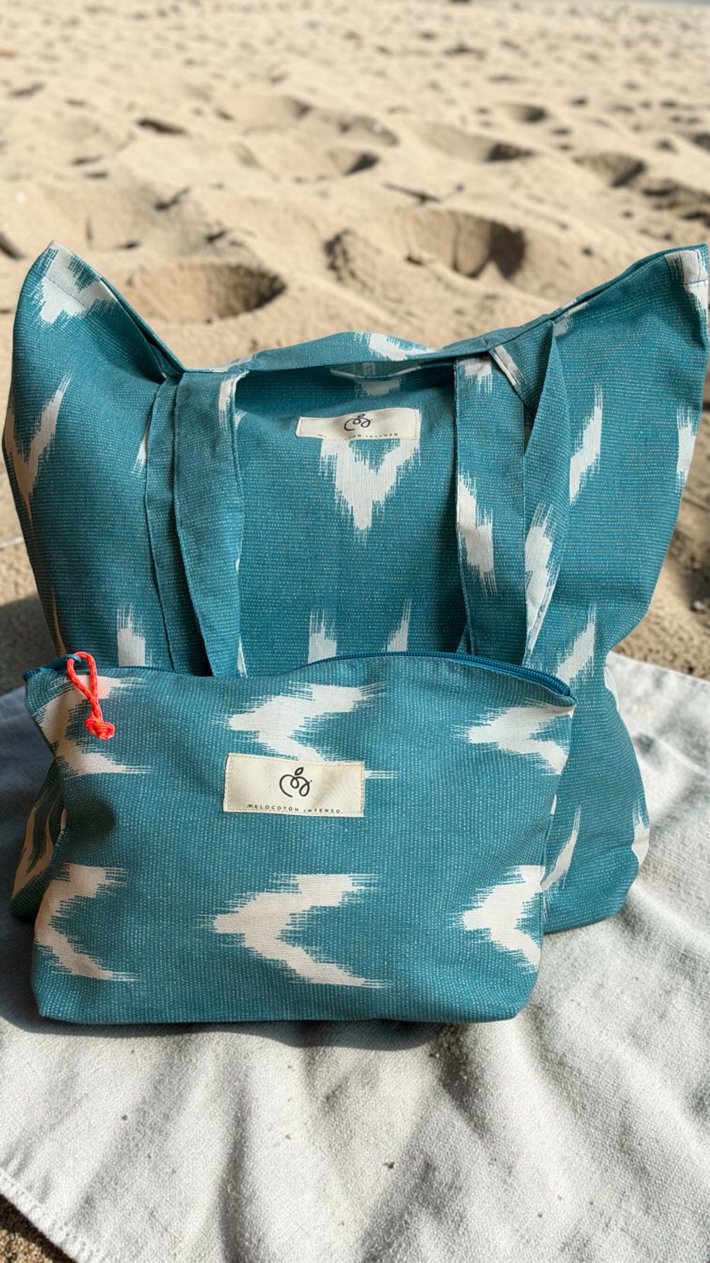 Pack Ikat Mediterraneo . bolsa + neceser